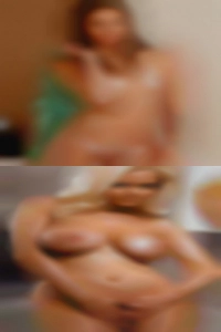 Wet black swinger pussy.