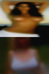 Milf cheating ready to get hot nude girls down no string.